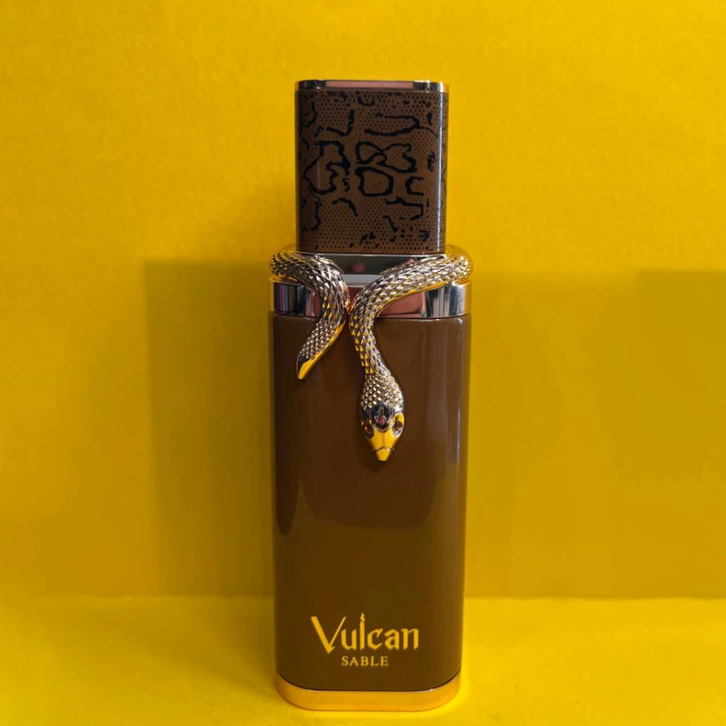 French Avenue Vulcan Sable